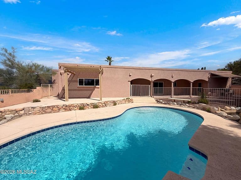 5611 N Placita Arizpe photo 5