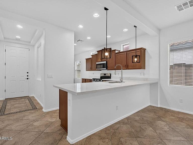 4098 E ALAMO Street photo 2