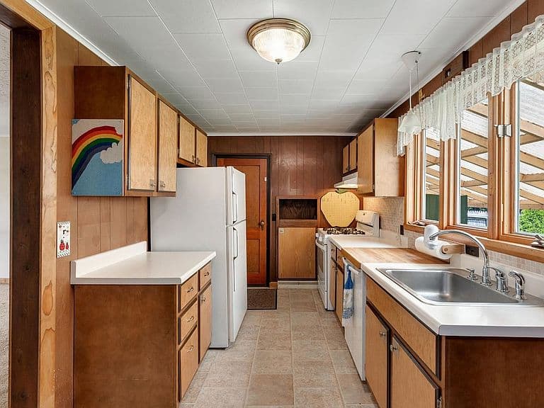149 Woodlawn Road photo 3