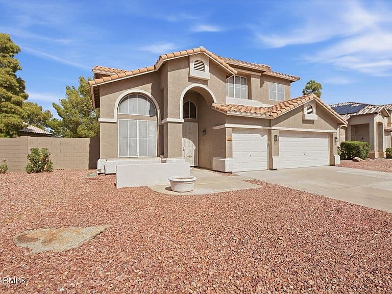 2655 S 158TH Drive photo 1