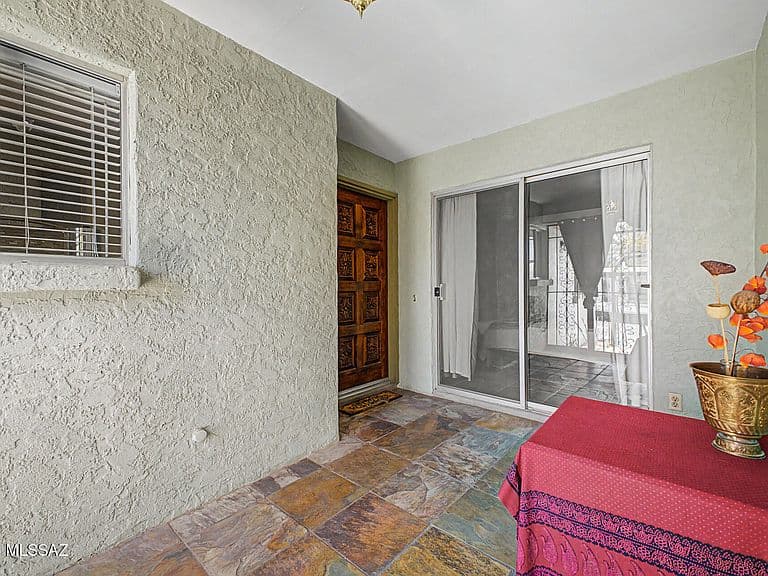 600 E River Rd APT W photo 4