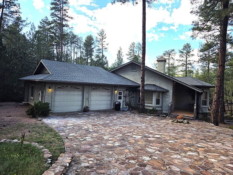 3638 N Whispering Pines Rd photo 1