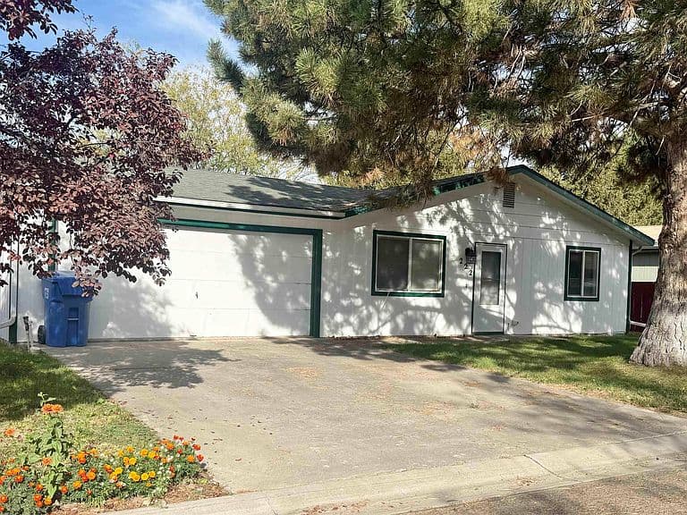222 Avenida Del Rio Dr photo 1