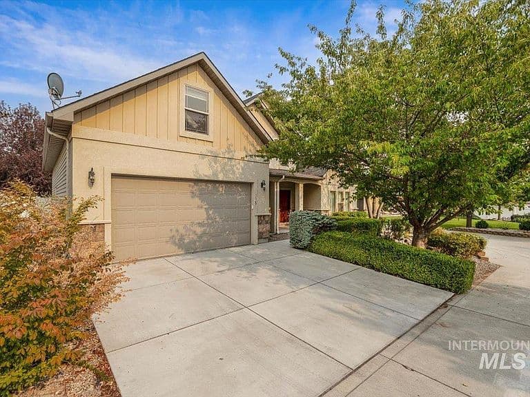 1625 Brookfield Ct photo 2