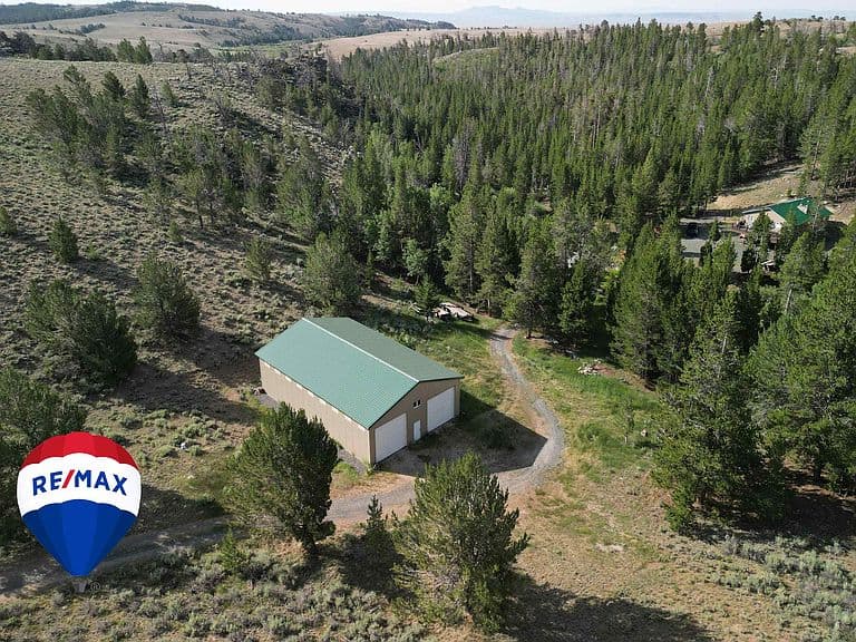 3858 Highway 28 photo 3