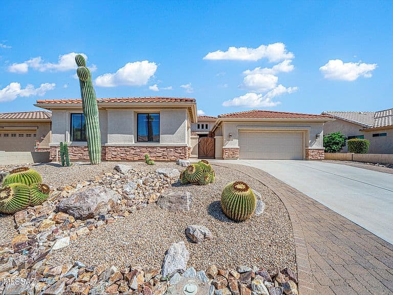 63330 E Harmony Dr photo 3