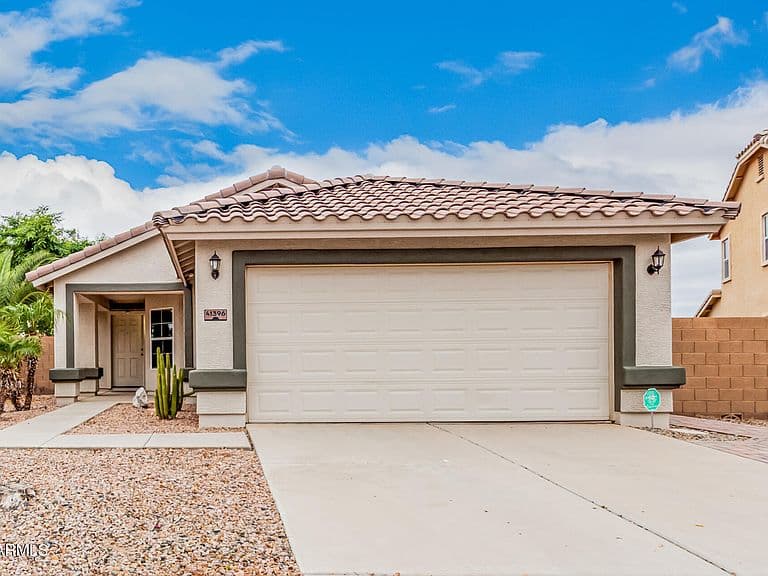 41396 W Bravo Drive photo 3