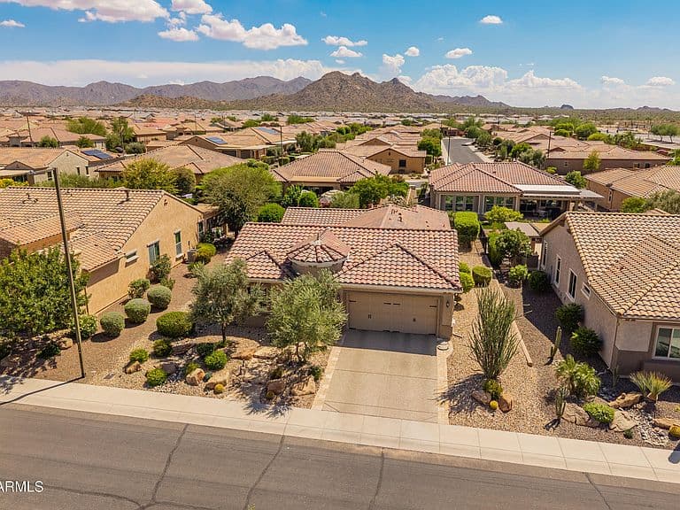 27077 W SEQUOIA Drive photo 5