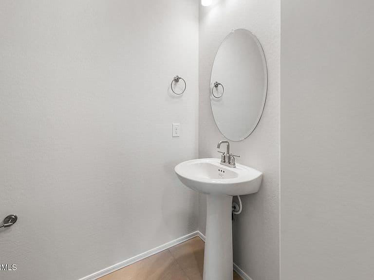 6377 W Eagle Way photo 4