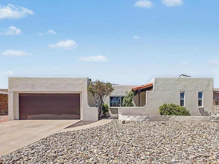 8546 E Pine Valley Dr photo 1