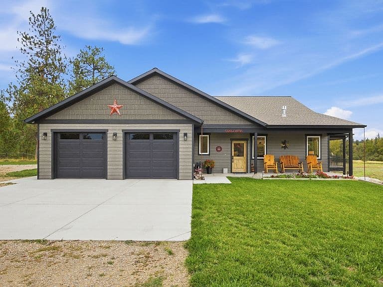 111 Log Cabin Ln photo 3