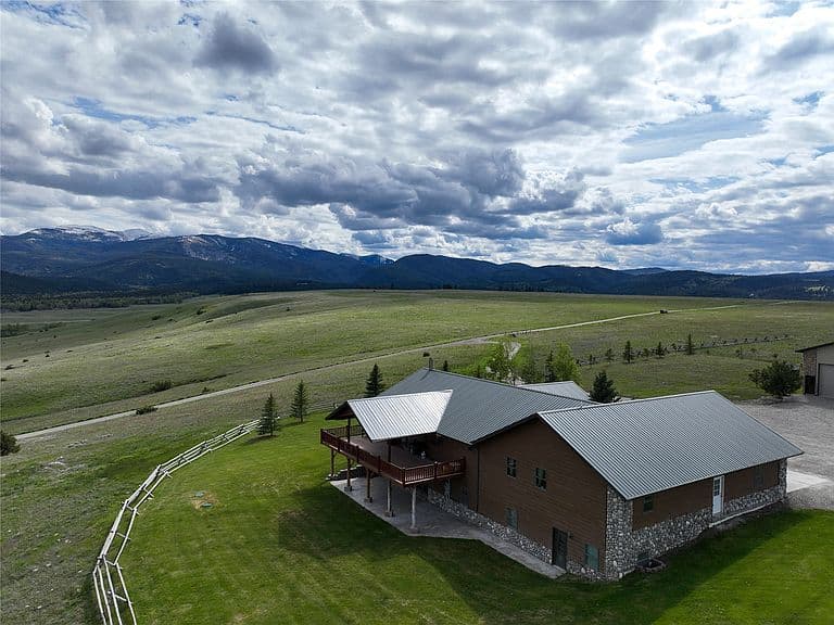 3314 Gold Creek Rd photo 2