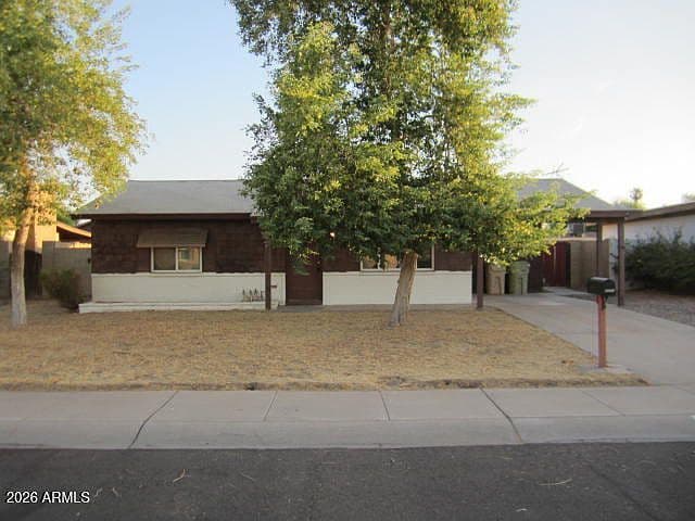 6720 W MEDLOCK Drive photo 1