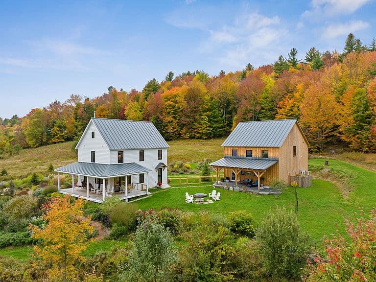 1022 West Hill Road photo 5