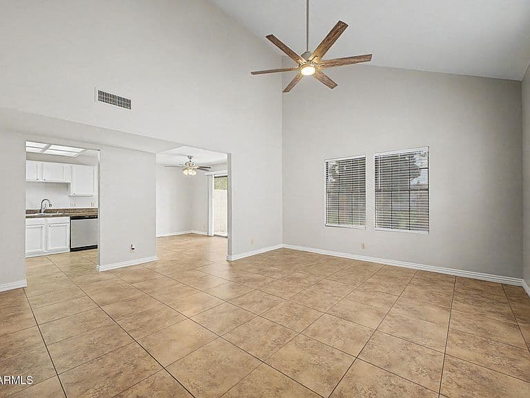 921 S VAL VISTA Drive #132 photo 4