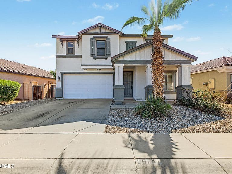 25747 W LYNNE Lane photo 1