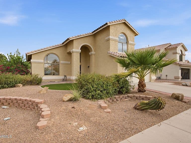 1403 W GOLDFINCH Way photo 5