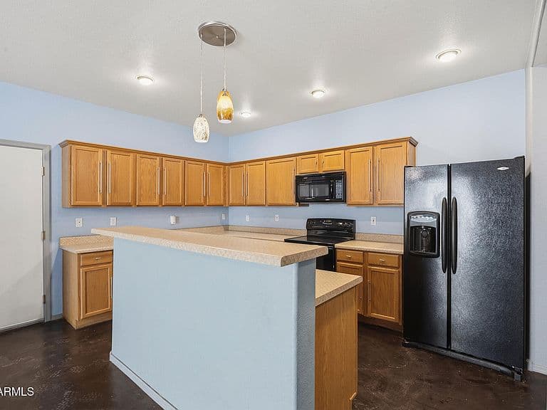 1307 S JOSHUA TREE Lane photo 5