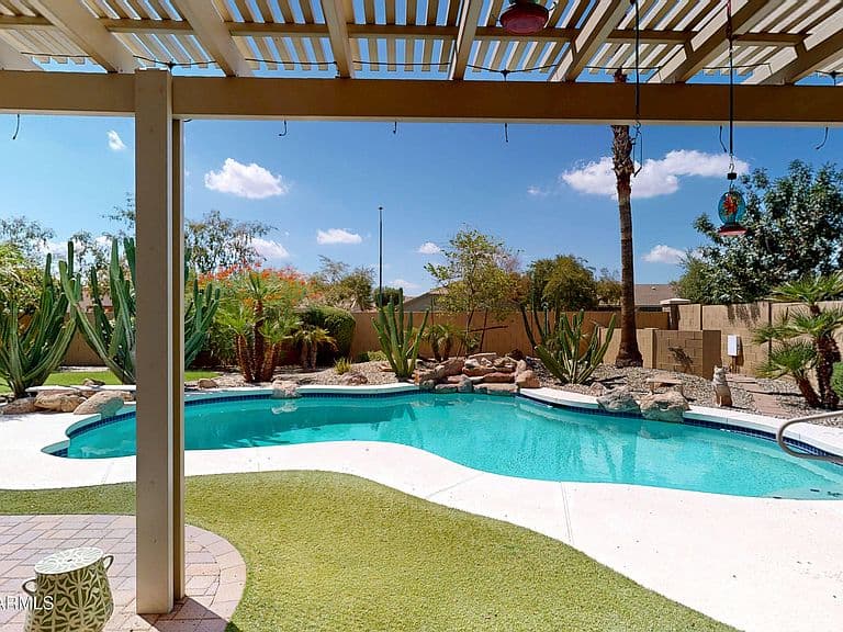 14409 W MANDALAY Lane photo 5