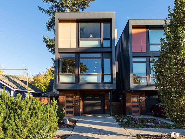 810 Grand Ave #A photo 1