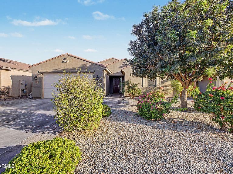 1041 W GLEN CANYON Drive photo 2