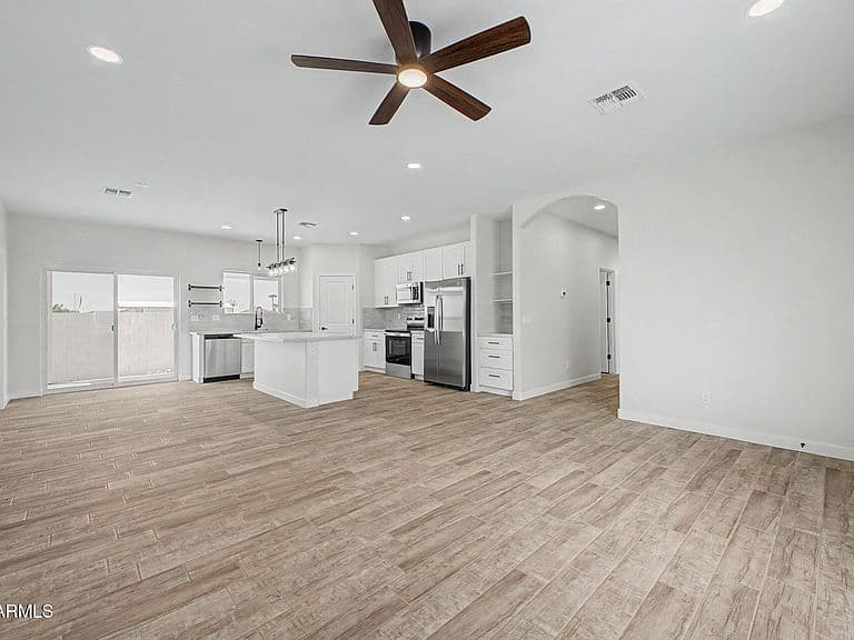 13642 S DEL RIO Road photo 2