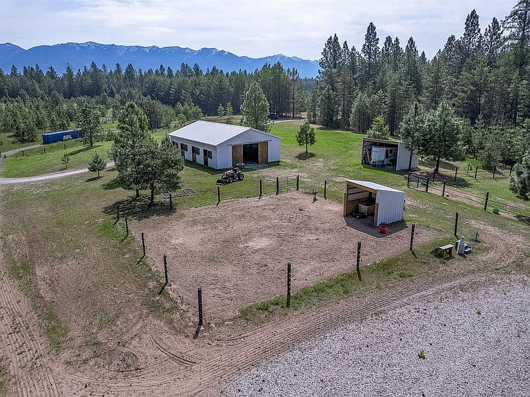 777 State Highway 83 photo 4