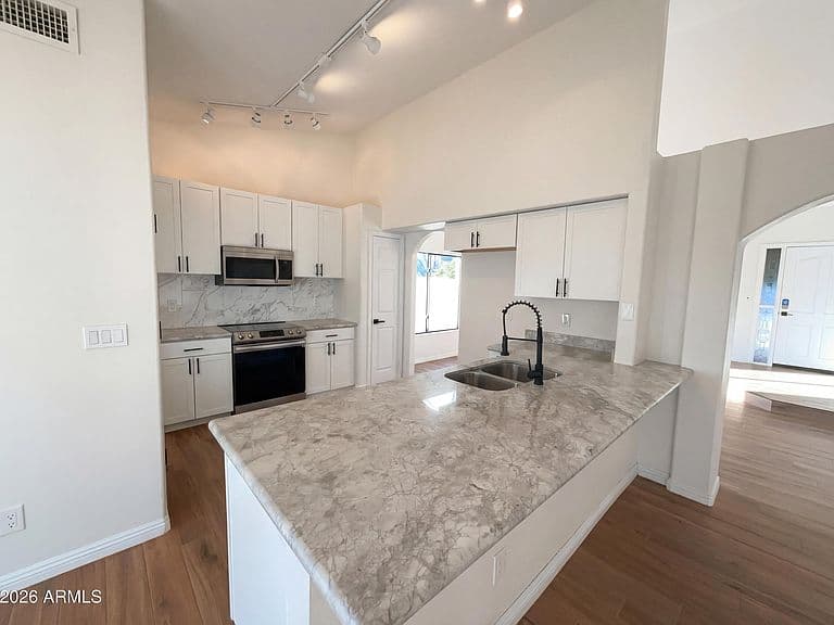 1201 E Sea Gull Dr photo 2