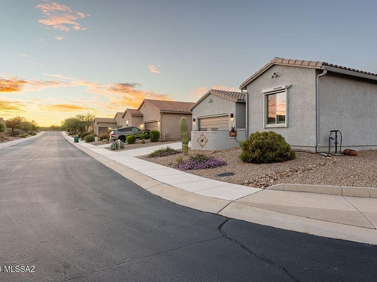 2484 W Music Mountains Dr photo 5