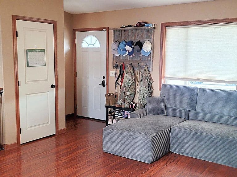 108 Maxwell Dr photo 3