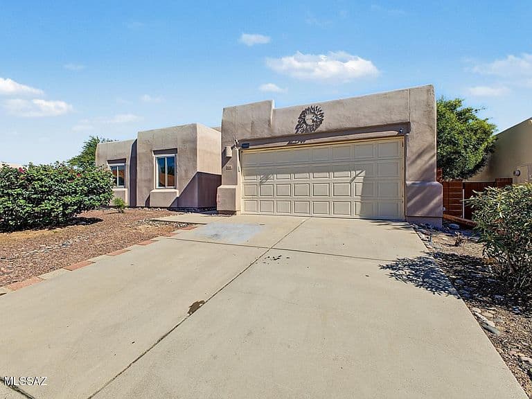 10286 N Mineral Spring Ln photo 3