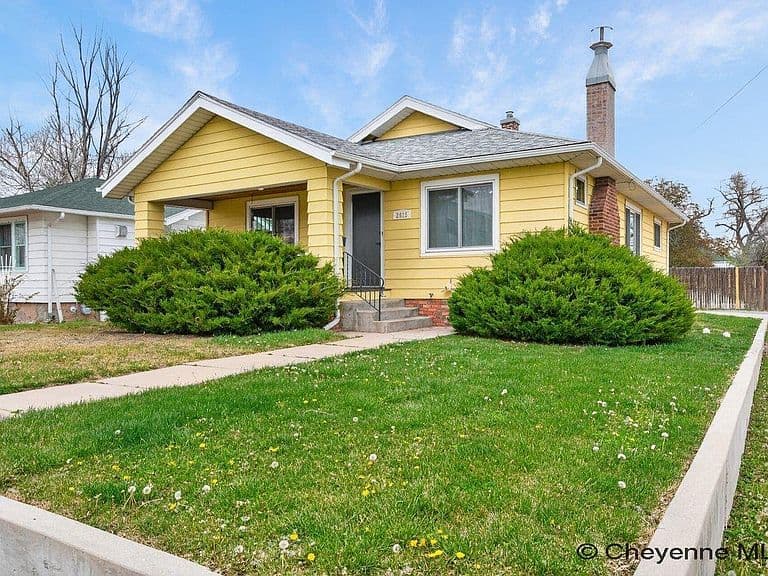 2615 Evans Ave photo 1