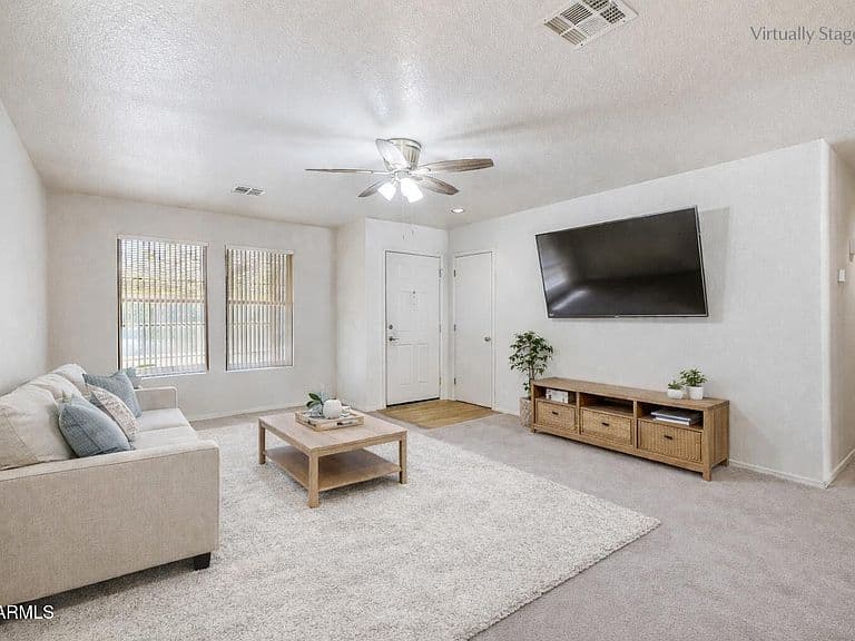 9652 W Carol Ave photo 4