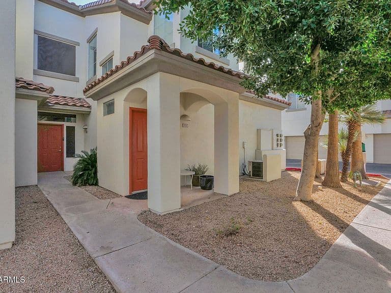 2992 N Miller Rd Unit B209 photo 2