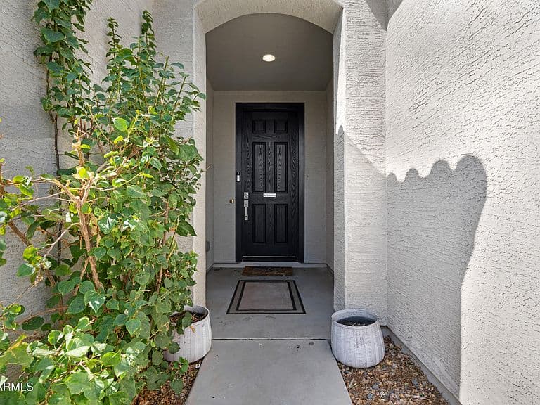 40730 W HALEY Drive photo 4