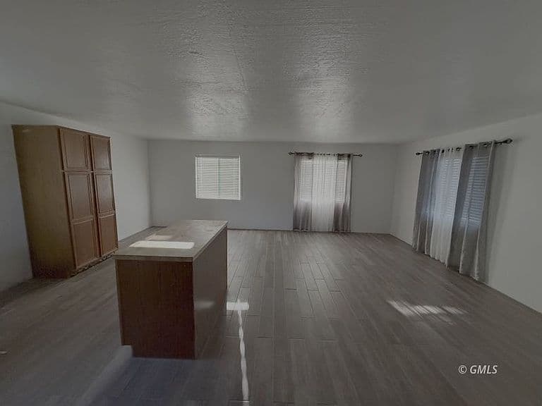 5754 E Globe Cyn photo 2