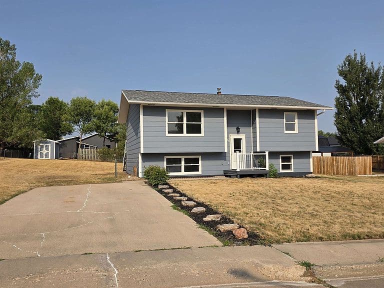 815 S 32nd St photo 1