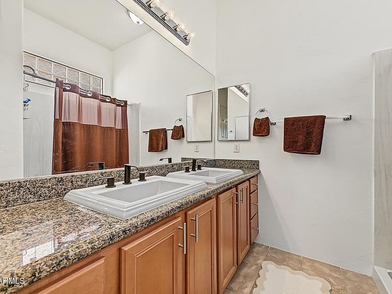 1173 N FAIRWAY Drive photo 3