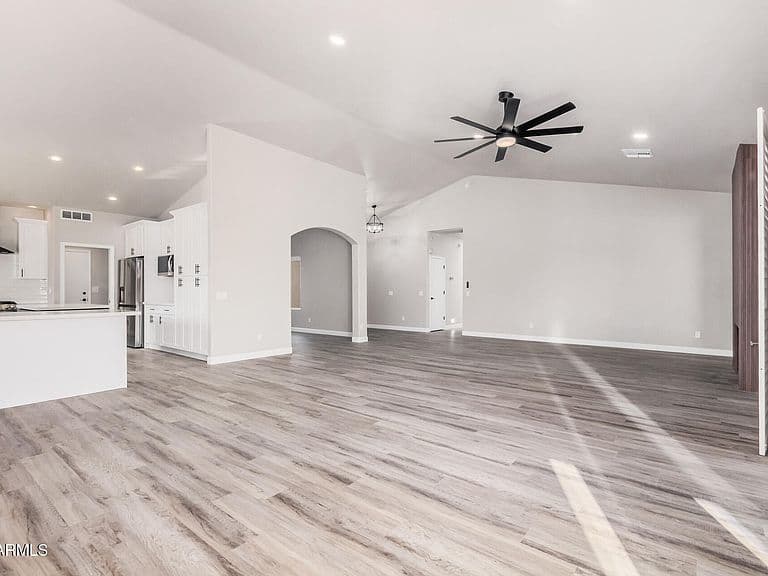 9310 E CRYSTAL Drive photo 5