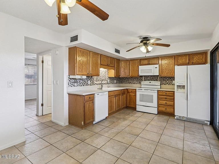 1378 S Avenida Polar #L-3 photo 2