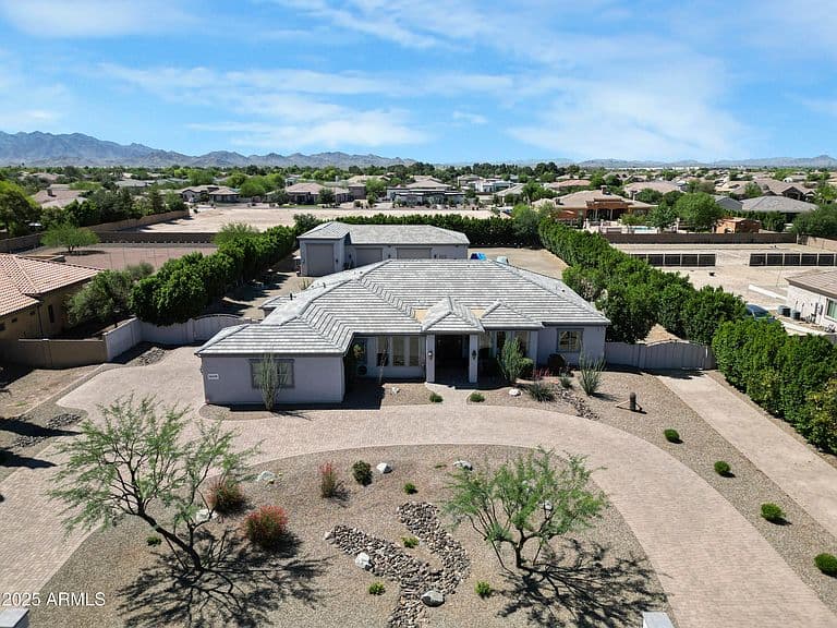 16645 W PAPAGO Street photo 1