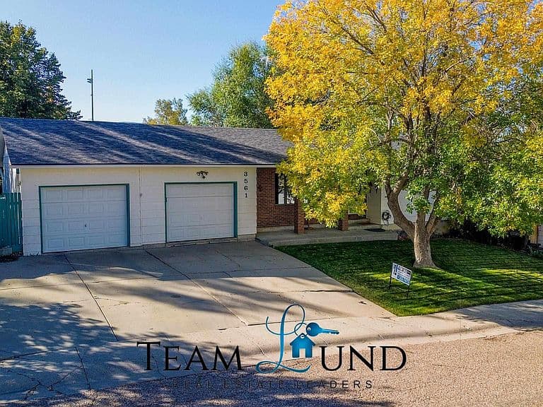 3561 Big Horn St photo 1