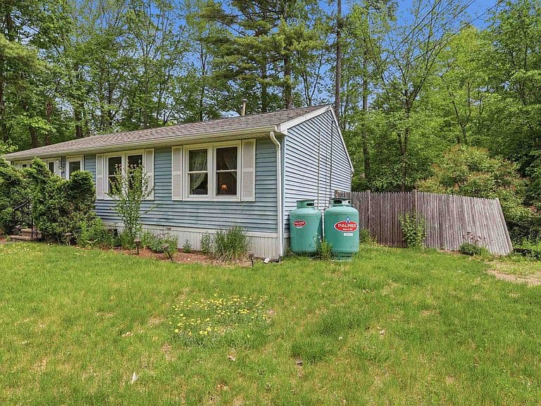 63 Trestle Brook Drive photo 4