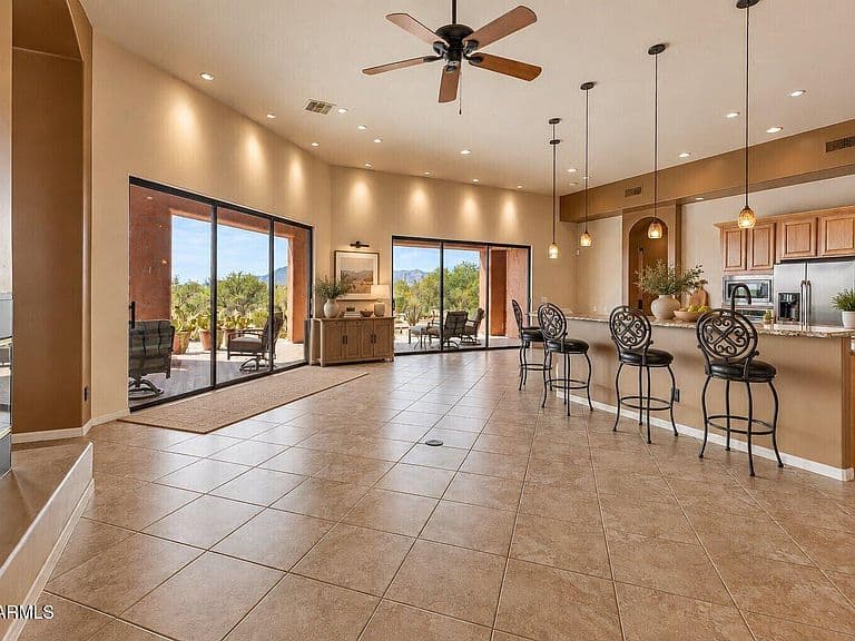 13811 E Casey Lane photo 5
