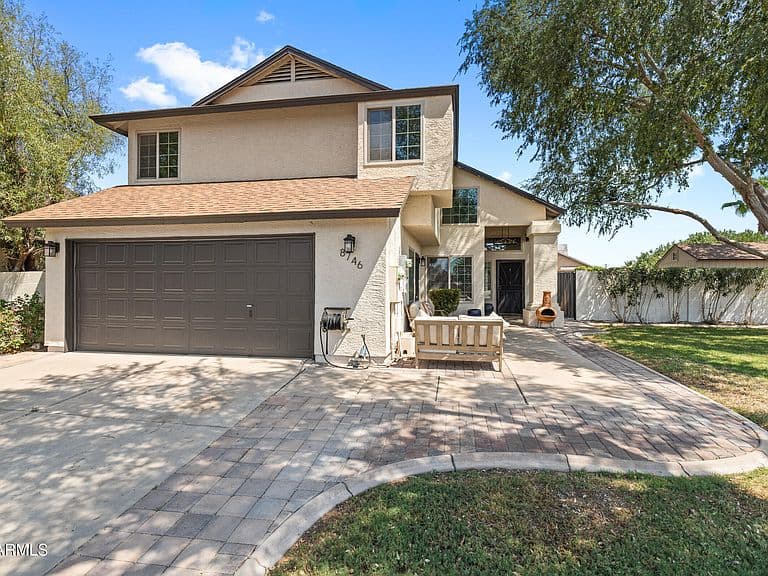 8746 E BELLEVIEW Street photo 2