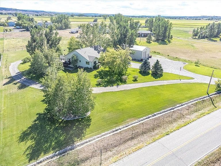 4680 Country Garden Rd photo 5