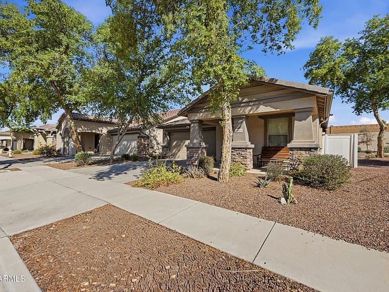3924 E KENT Avenue photo 3