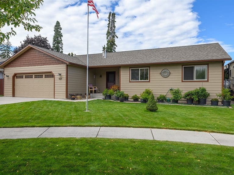 2524 Red Osier Ct photo 2