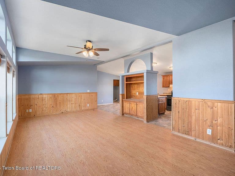 14 13th St photo 2
