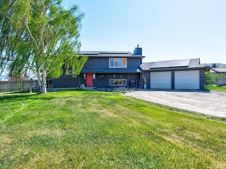 375 Hope Rd photo 1